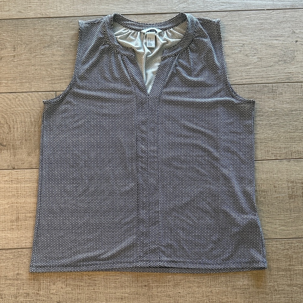 H&M Black and White Patterned Tank Top casual Career